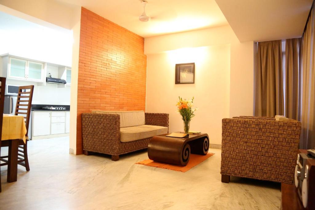 Maple Suites, Serviced Apartments Бангалор Экстерьер фото