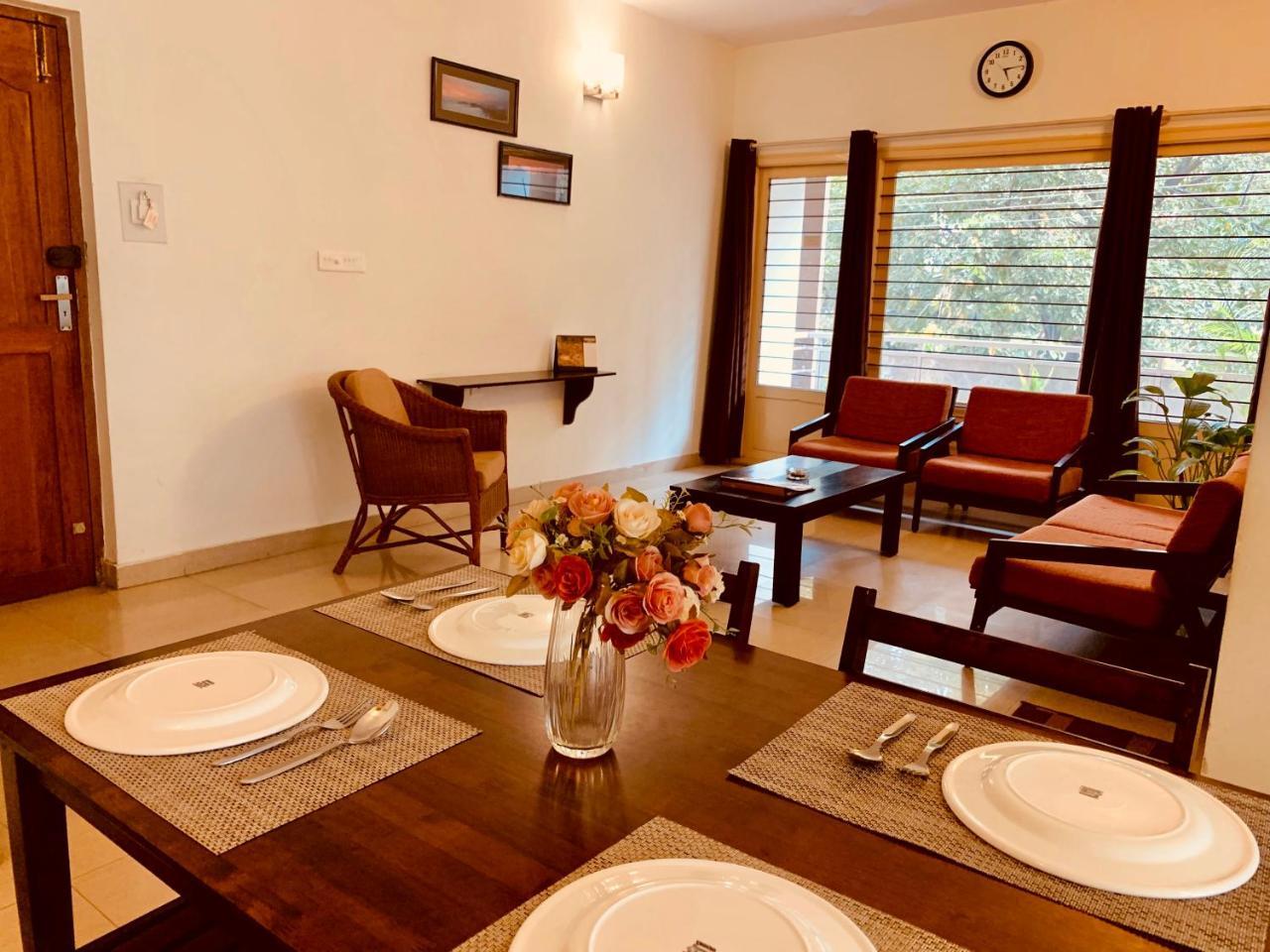 Maple Suites, Serviced Apartments Бангалор Экстерьер фото
